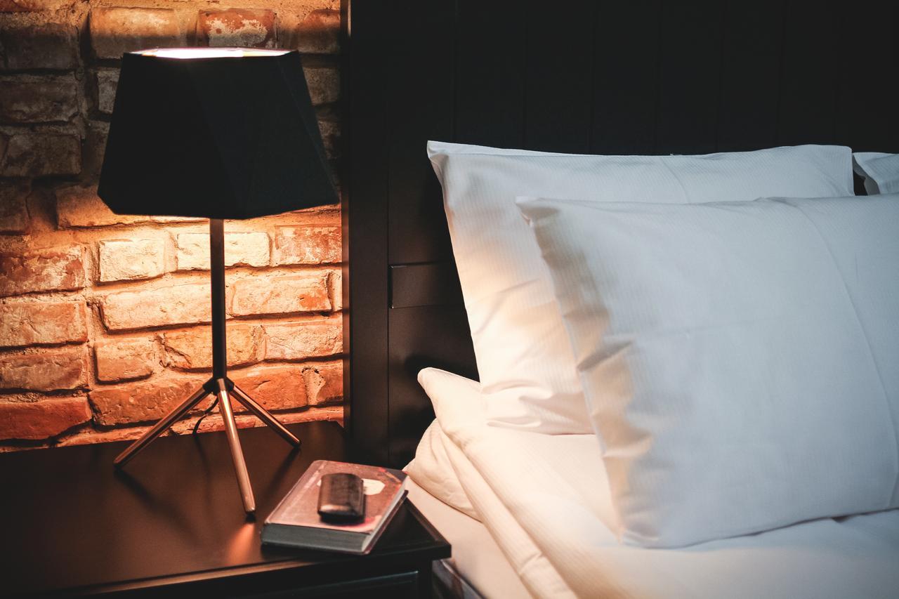 Sherlock Art Hotel Riga Ngoại thất bức ảnh