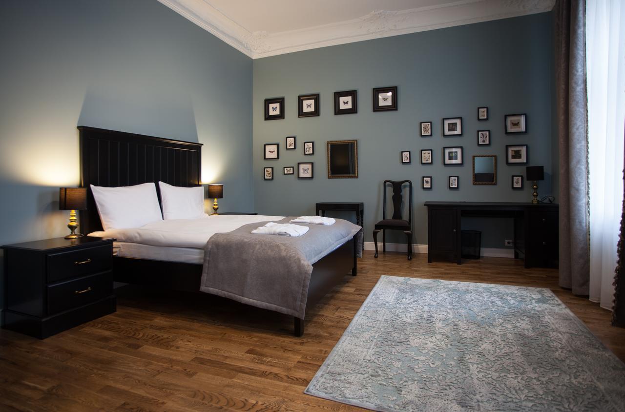 Sherlock Art Hotel Riga Ngoại thất bức ảnh
