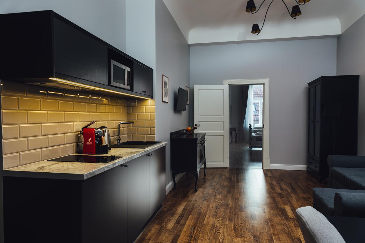 Sherlock Art Hotel Riga Ngoại thất bức ảnh