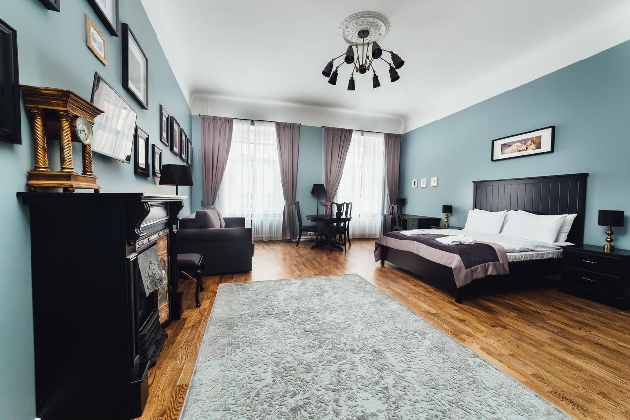 Sherlock Art Hotel Riga Ngoại thất bức ảnh